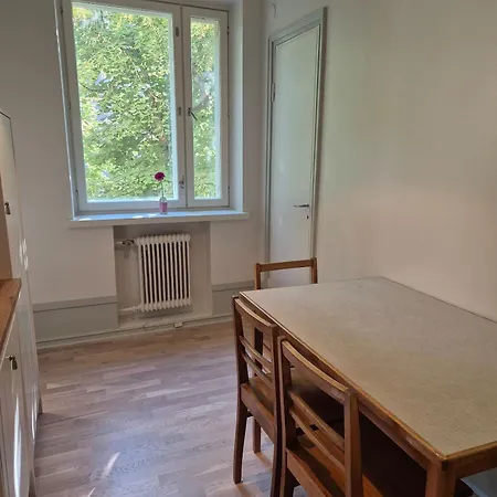 Lägenhet 2-room Flat In Alppila, Near Pasila *